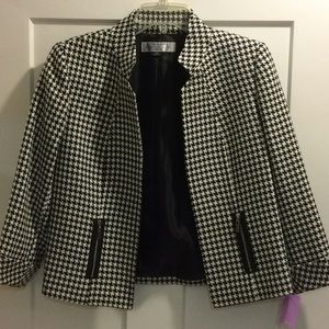 Tahari Arthur S. Levine Jacket Size 6P